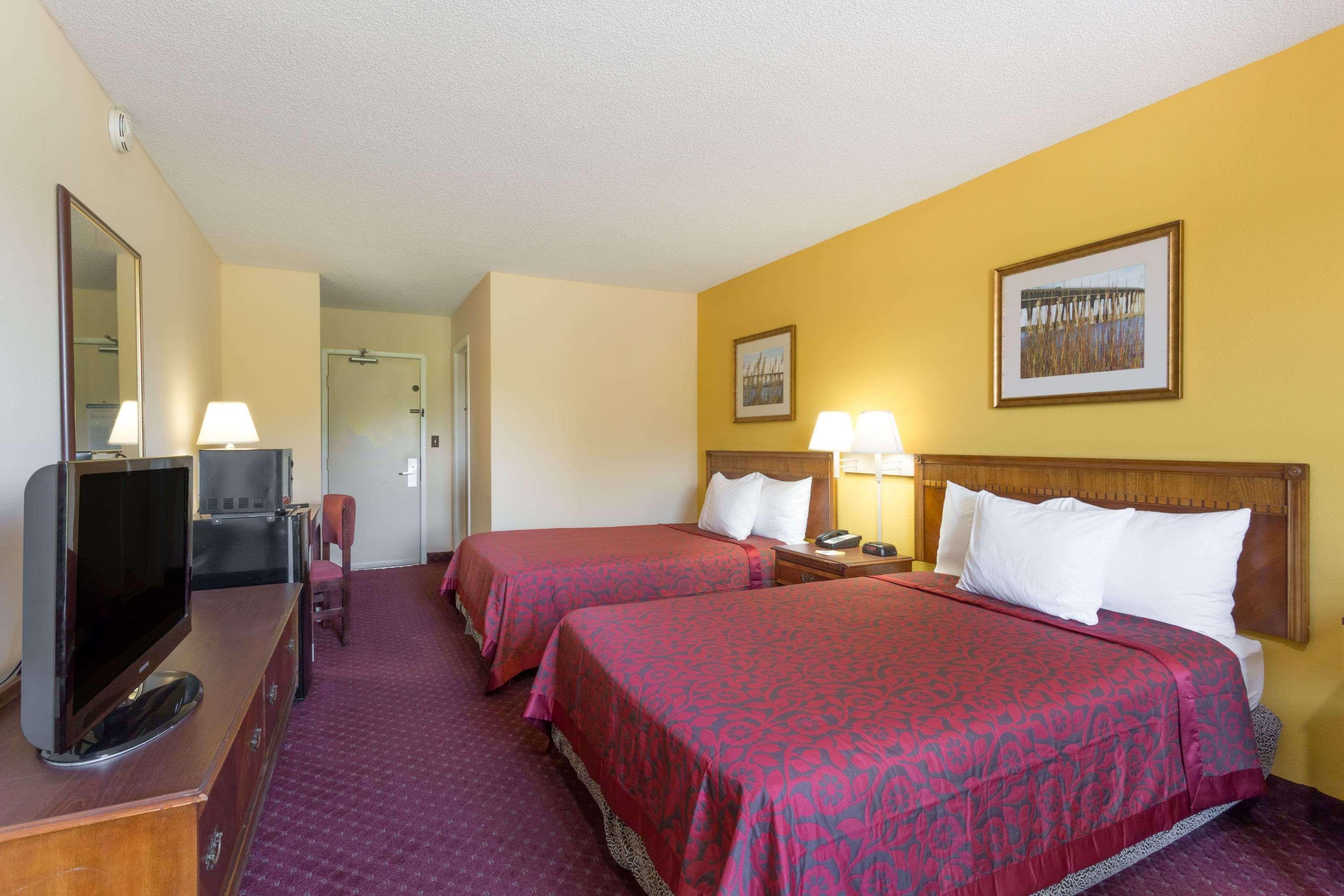 Days Inn By Wyndham Tappahannock Dış mekan fotoğraf